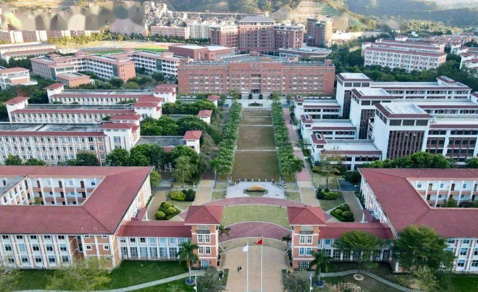 全景校园:扫码观看欢迎各位考生报考广州南方学院(原中山大学南方学院