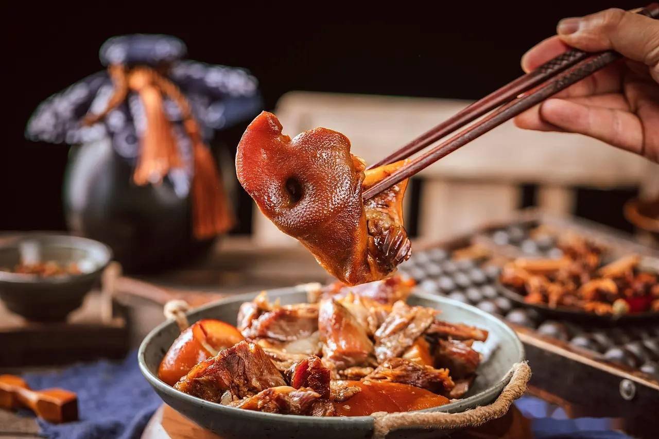 老酒鬼公认的八大下酒菜道道经典美味吃3口就能整一小盅