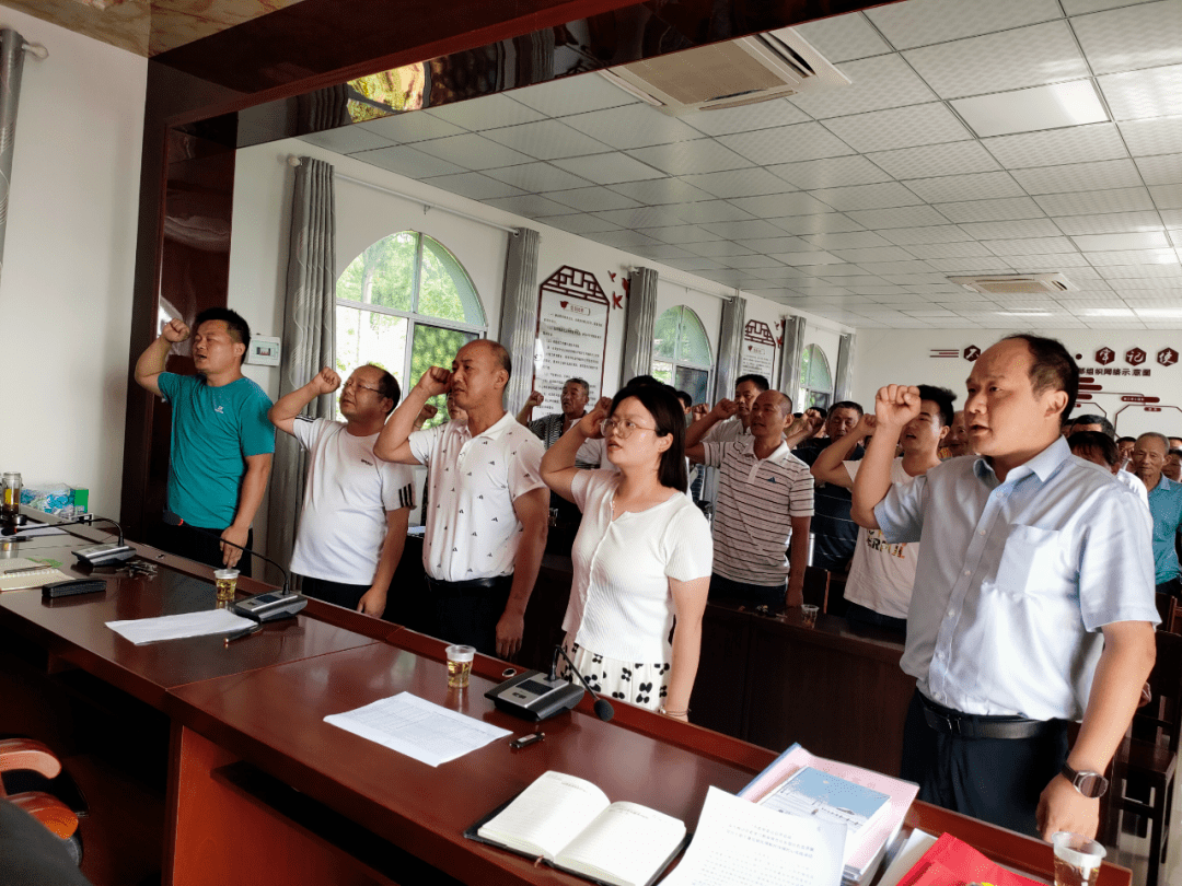 主题党日我县6月党员风采