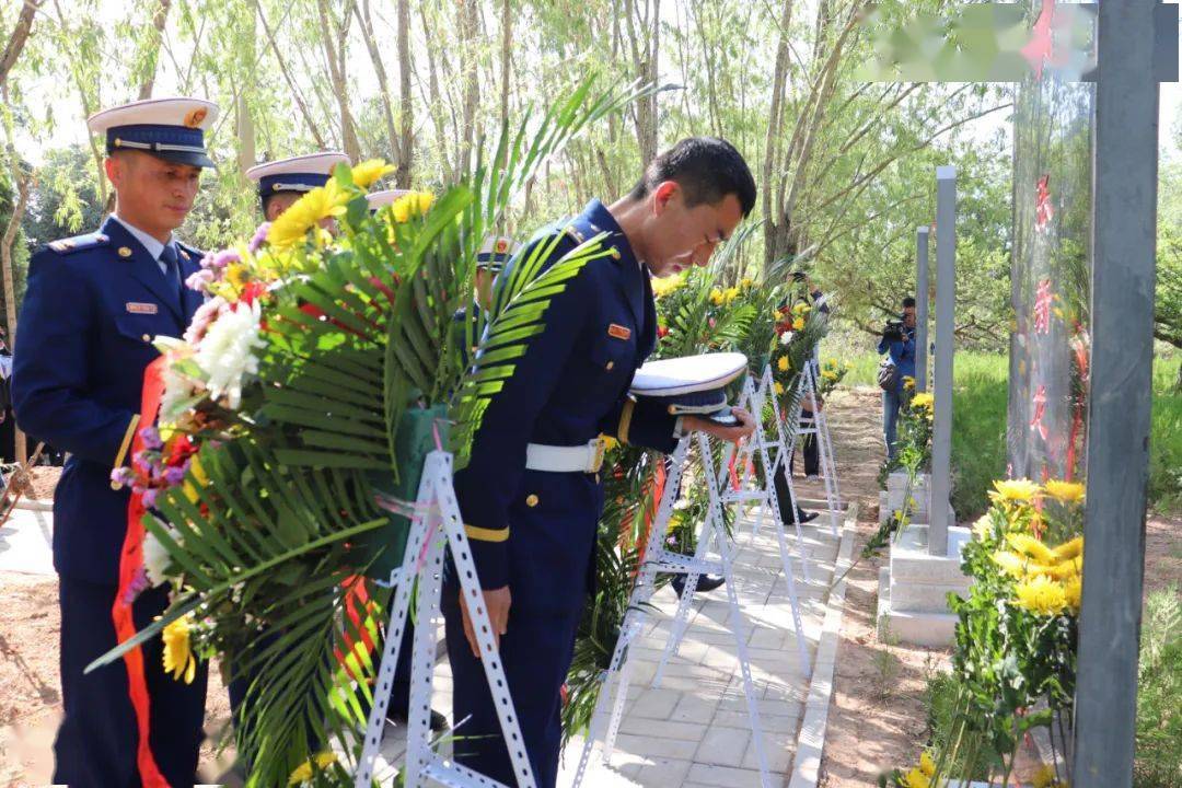 隴西縣舉行零散烈士墓集中遷葬儀式