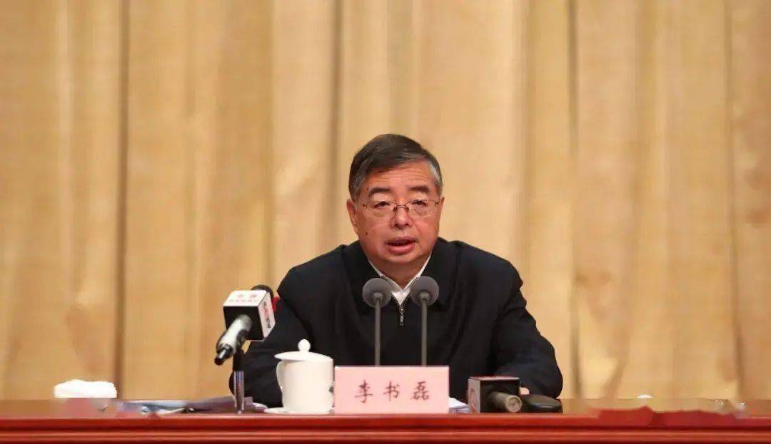 级),中央精神文明建设指导委员会办公室主任,国家电影局局长王晓晖,已