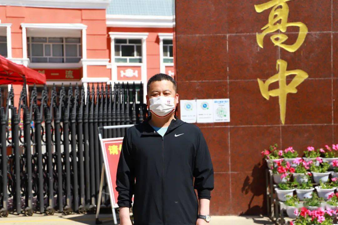 第一高级中学老师 刘老师:我是宝清县高级中学的老师,通过平时的观察