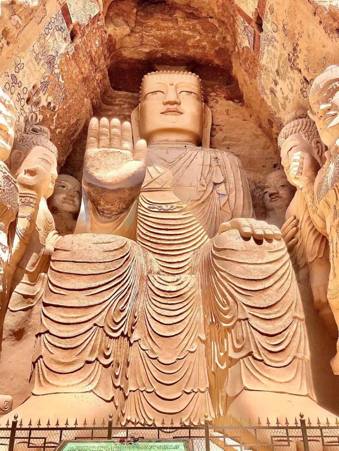 高考日 | 莘莘学子收下这份天梯山石窟的祝福吧!_大佛_考生_金榜题名