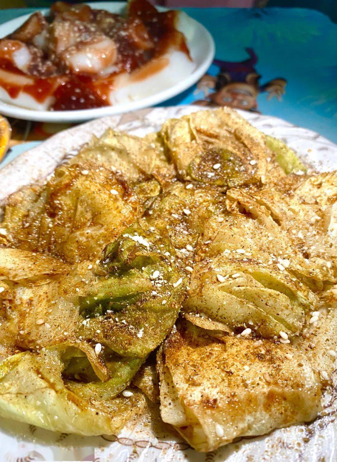 别看包菜平平无奇,但点炸包菜的人却是最多的,口感比较单调,炸却能让