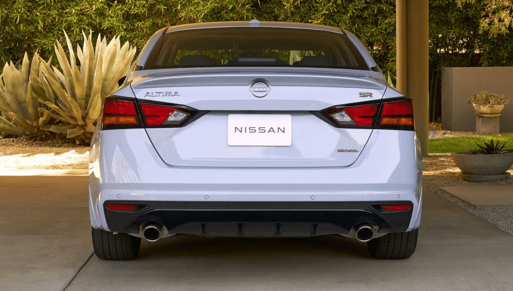 2023款美版日产天籁官图发布前脸变化明显