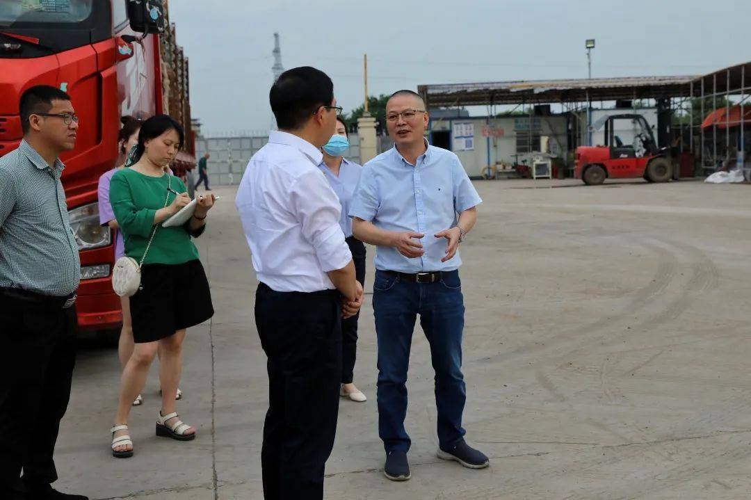 6月8日,金华市人大常委会副主任,双龙风景旅游区党工委书记陈峰齐一行