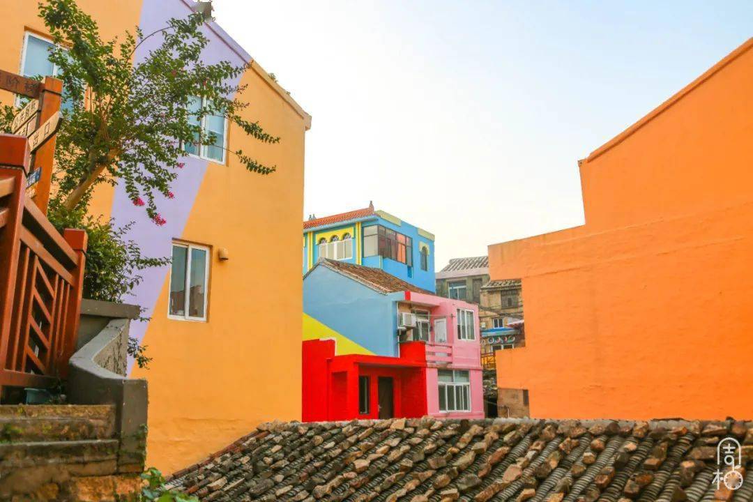 暑假带娃打卡浙里彩虹村!个个美得不重样_童话_鸡山_洞头