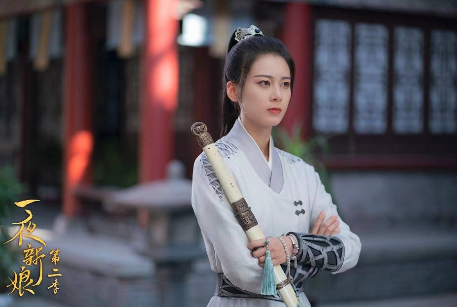 春节也在剧组度过的赵昭仪骨子里和花溶一样,热爱搞事业.