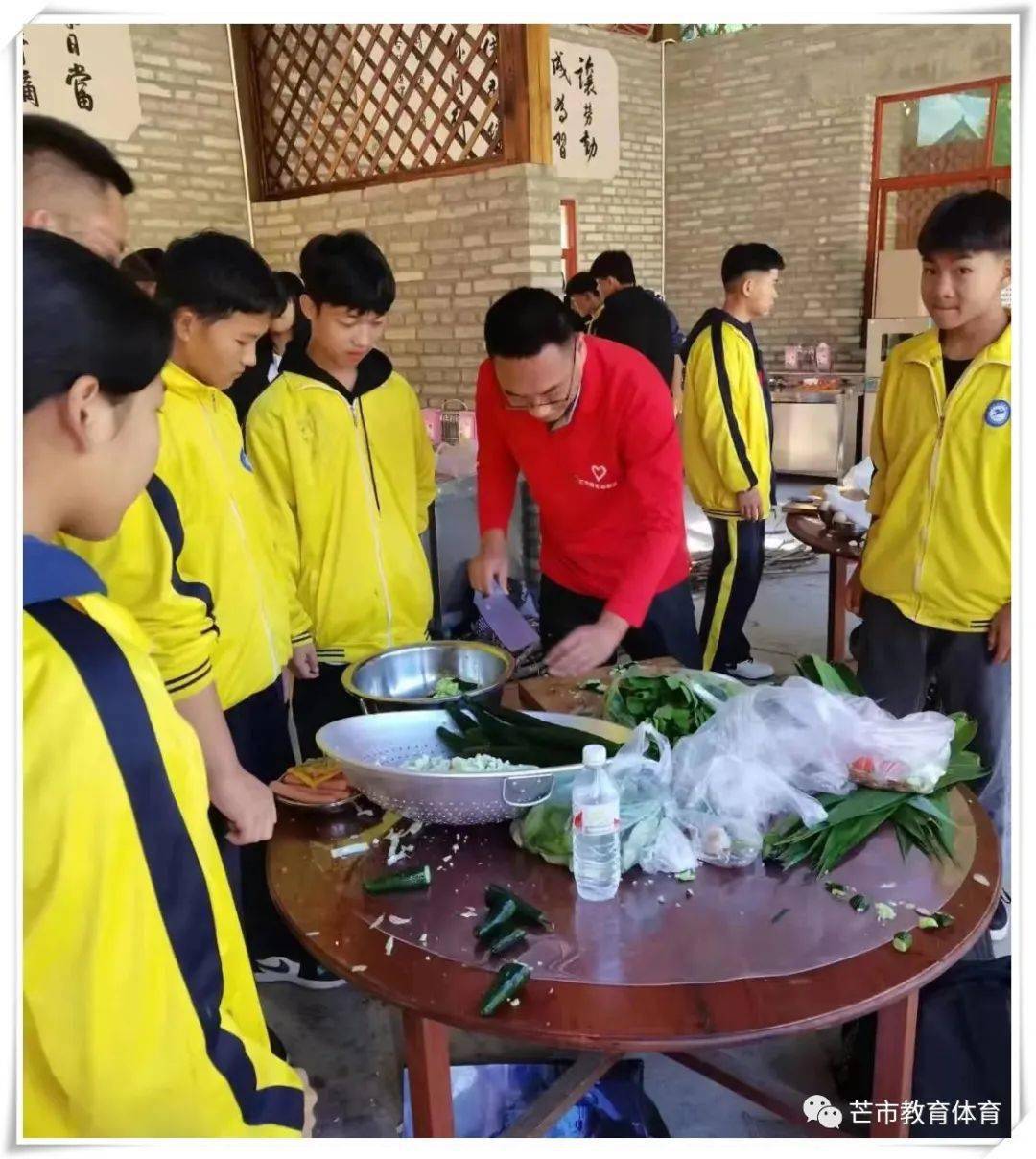 知使命勇担当善创新谋发展芒市轩岗中学校长李庚