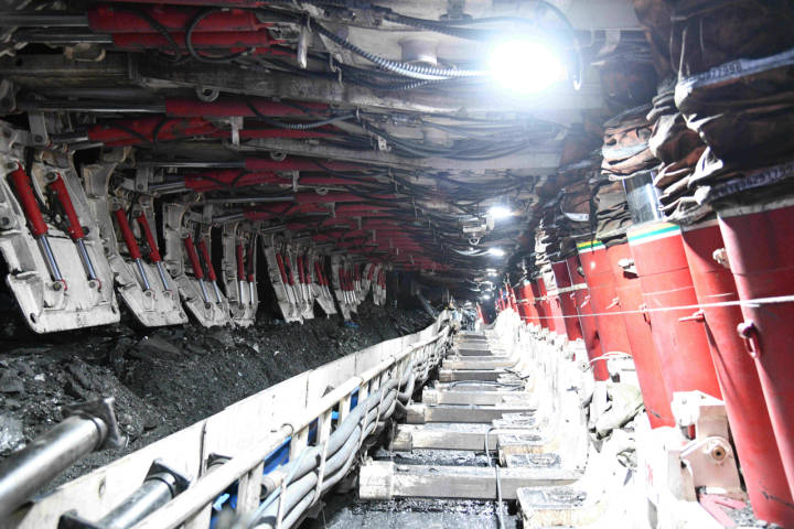 建设智能化矿山 新田煤矿生产经营跃上新台阶_瓦斯_工作面_地面