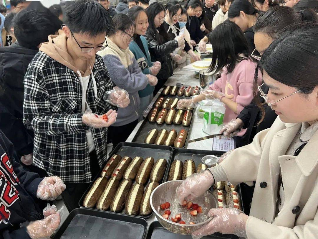 毕业生教育活动意义_毕业生教育活动_毕业生教育活动主题