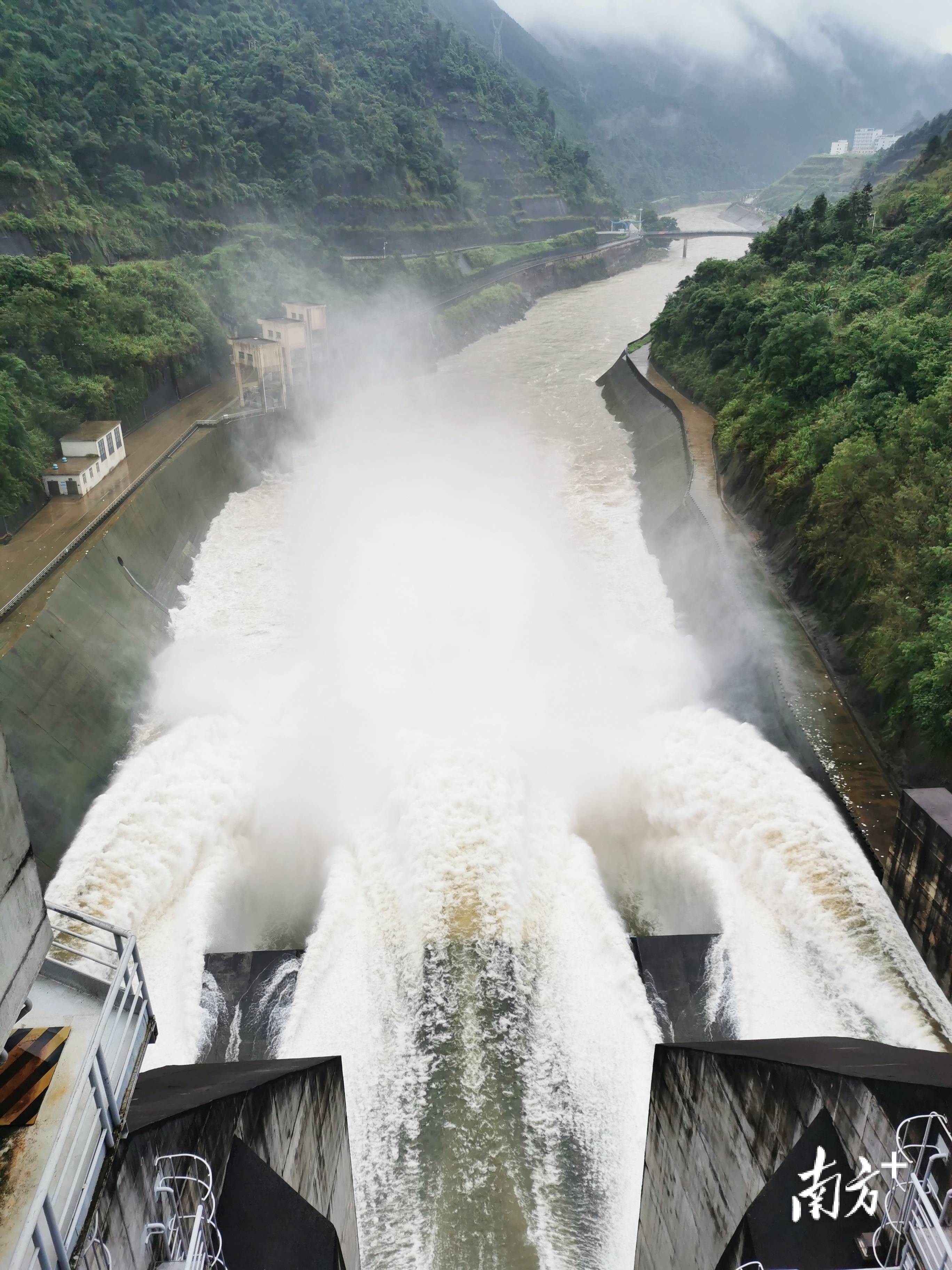乐昌峡水利枢纽腾空库容全力应对持续强降雨