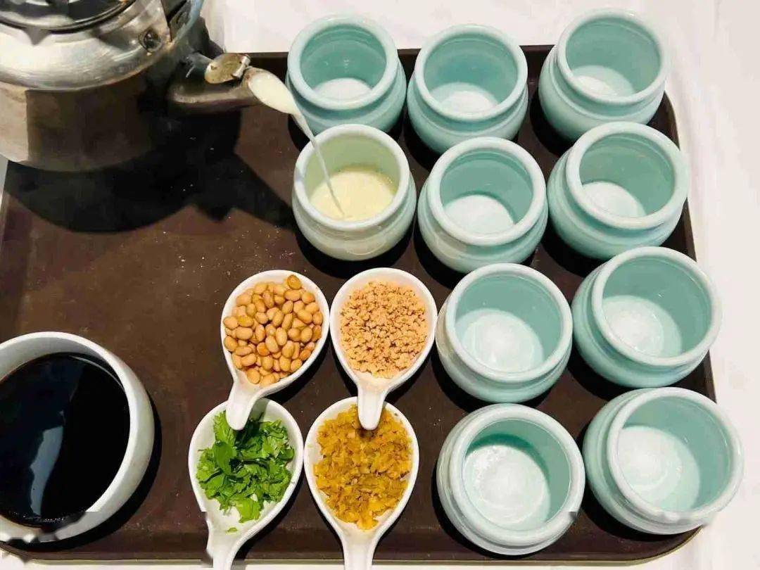 美食带你游安徽丨刘安点丹千年豆腐的一味传奇