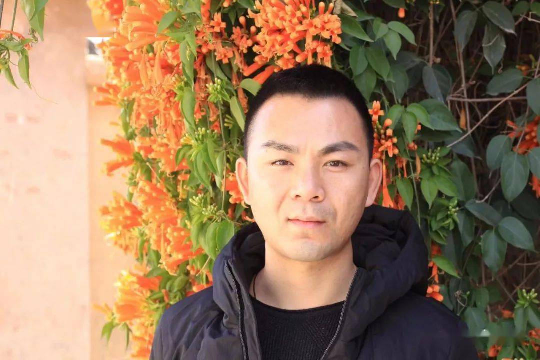 李苇子次要人物的意义读袁远小说有影无踪