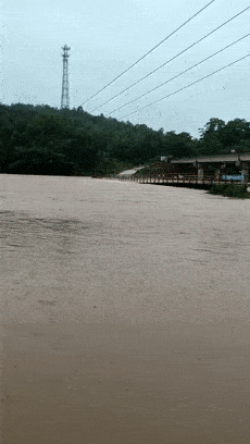 乐昌,仁化,南雄,始兴暴雨橙色预警信号!翁源,新丰暴雨黄色预警信号!