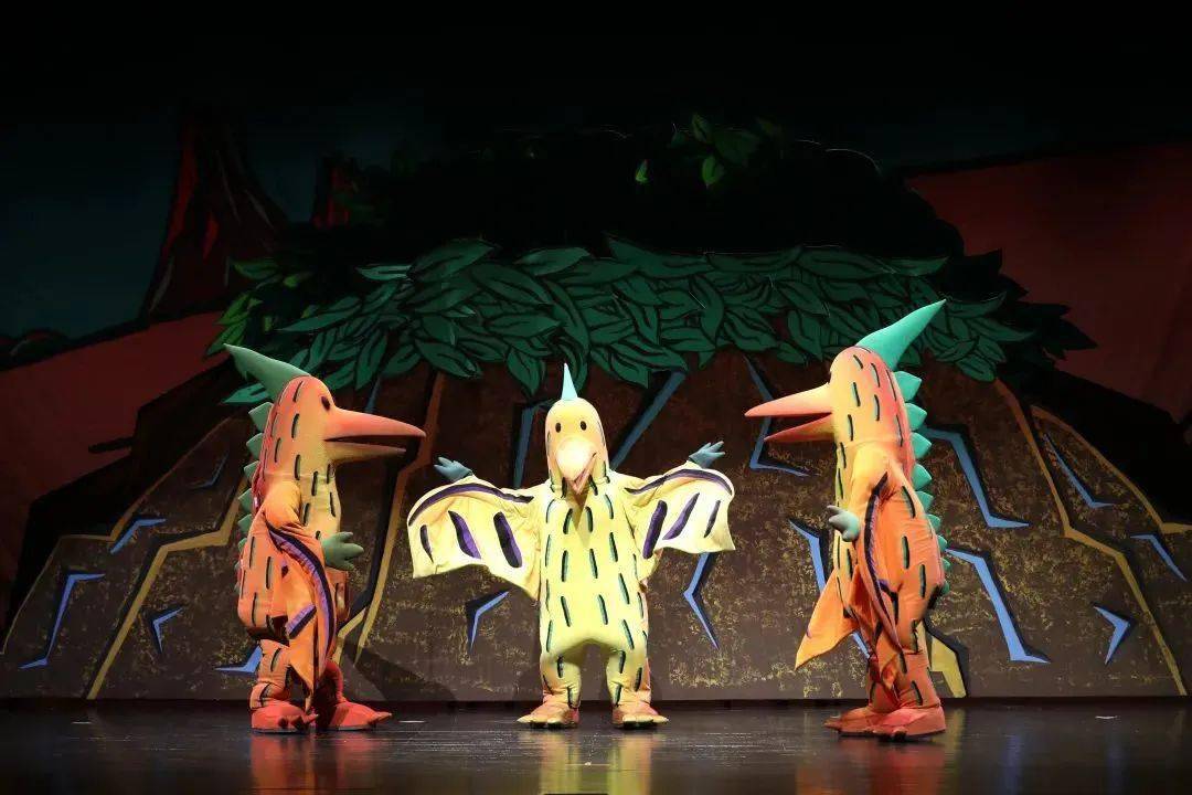 宫西达也必看系列治愈系儿童剧我是霸王龙温情来袭