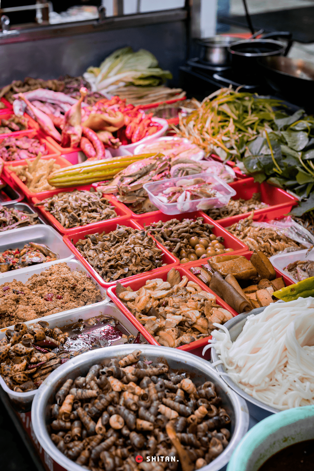 深圳的夜市街就这条最大最便宜