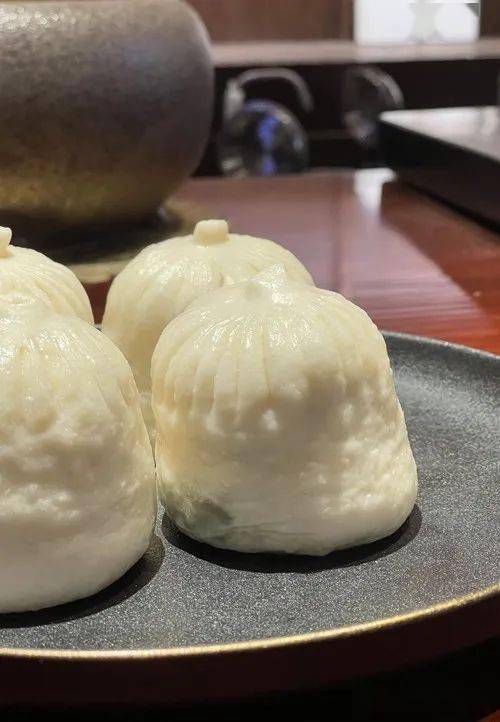 视频将近百年的来今雨轩冬菜包子是鲁迅也要打卡的人气美食