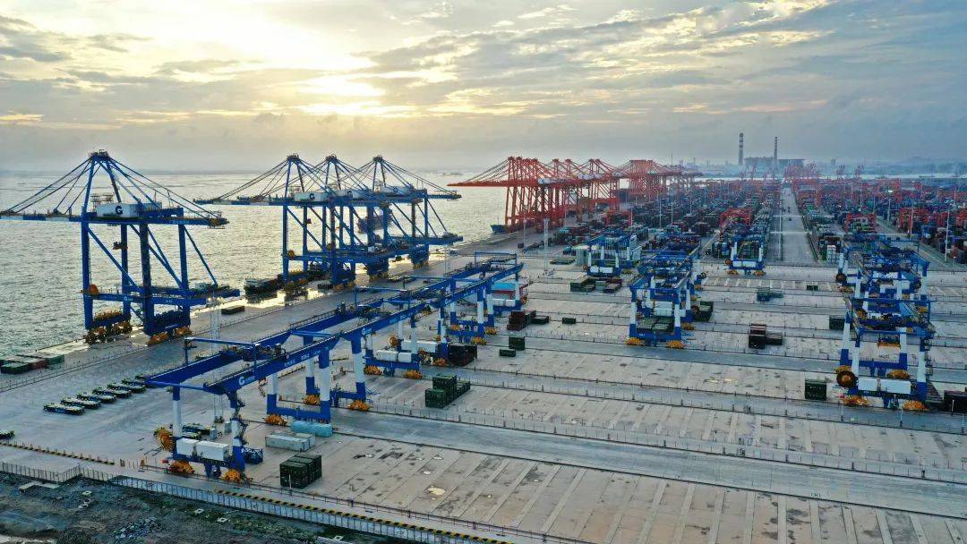 重大项目北部湾港钦州自动化集装箱码头启用在即