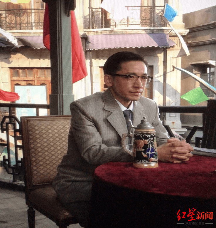 把易烊千玺招进来,教了四年的老师说……|红星独家_王鑫_表演_罗一舟