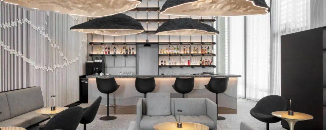 ��������ʿ���Ƶ꣬����BIG����ƣ��ݻ��Ƶ��һ������