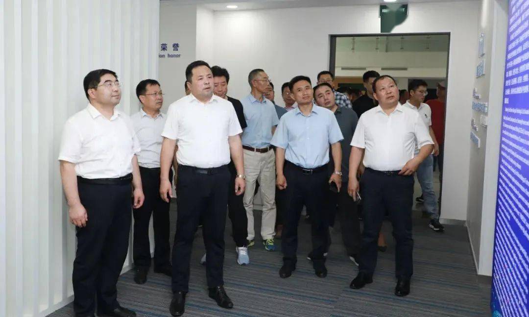 【商会动态】青岛市临朐商会组织企业家回乡参观考察_家乡_活动_尹玉