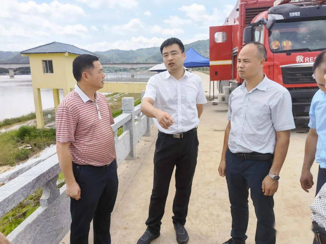 筑牢防汛安全屏障杨正沛督导检查推进灾后恢复工作
