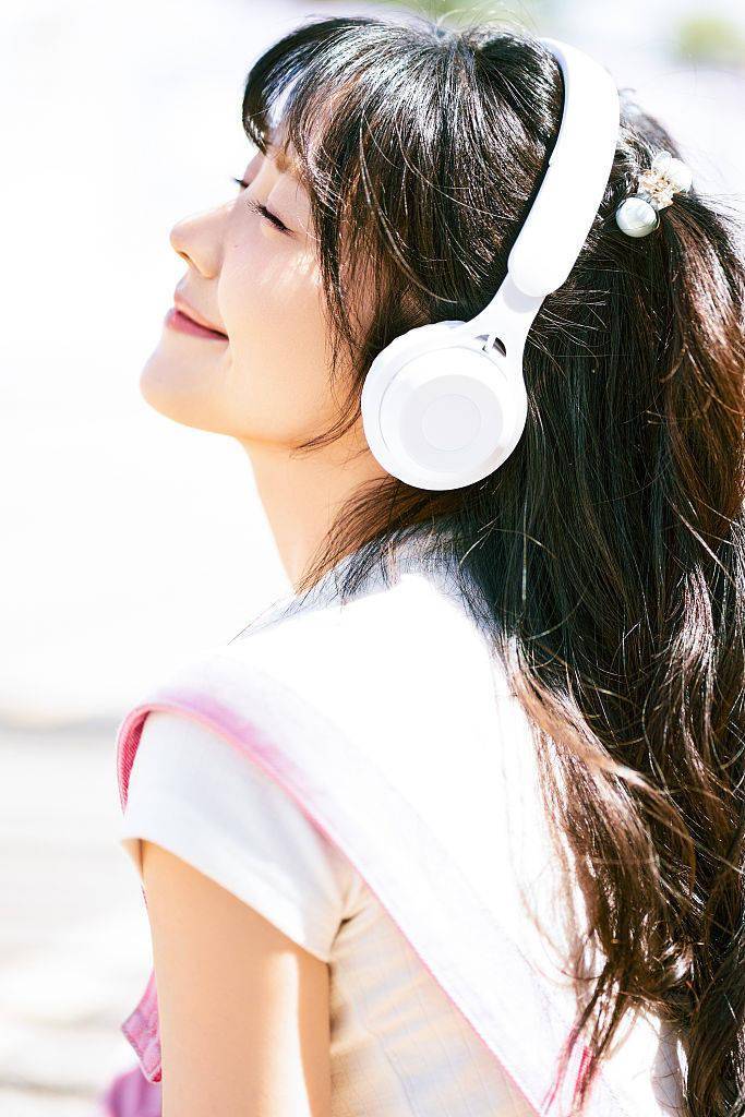 赖美云发布双马尾可爱写真粉红少女闪亮登场甜美惹人爱