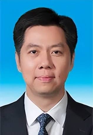 两省部级履新晋升省级常委的他履新常务副省长