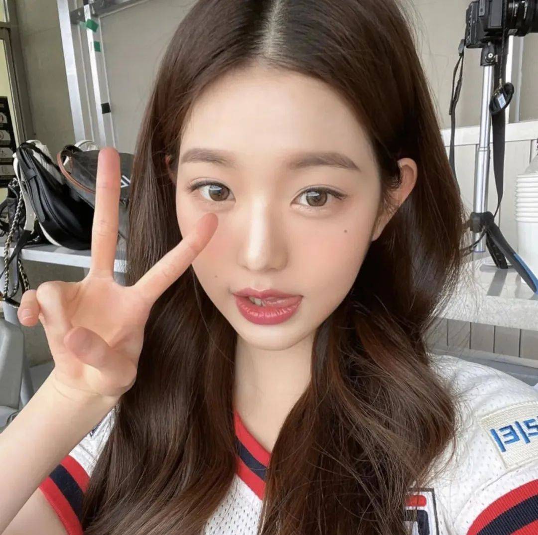 韩国人血液里流的不是冰美式是水光肌啊