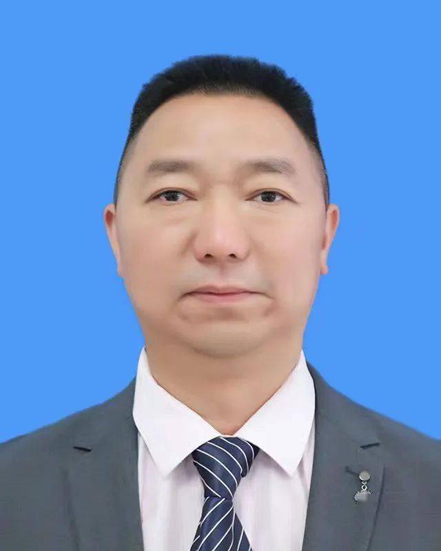 兴义中学专家老师做客直播间教你科学填报高考志愿_郑小毛_位次_专业