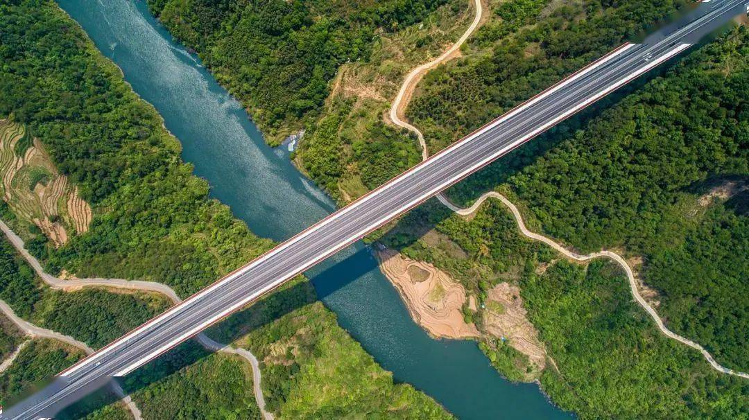 power up plan丨昆明腾冲线正式贯通_蔚来_苍山_用户