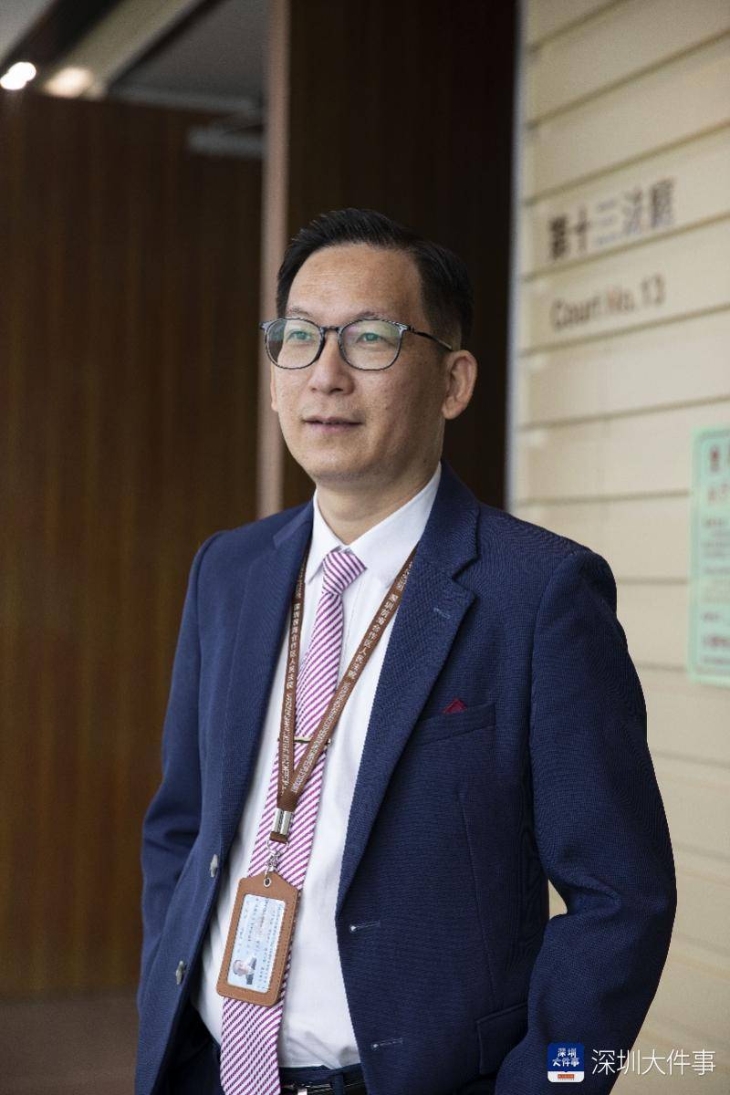 港人在深圳港籍陪审员黄耀武深圳幸福感高有生活气息