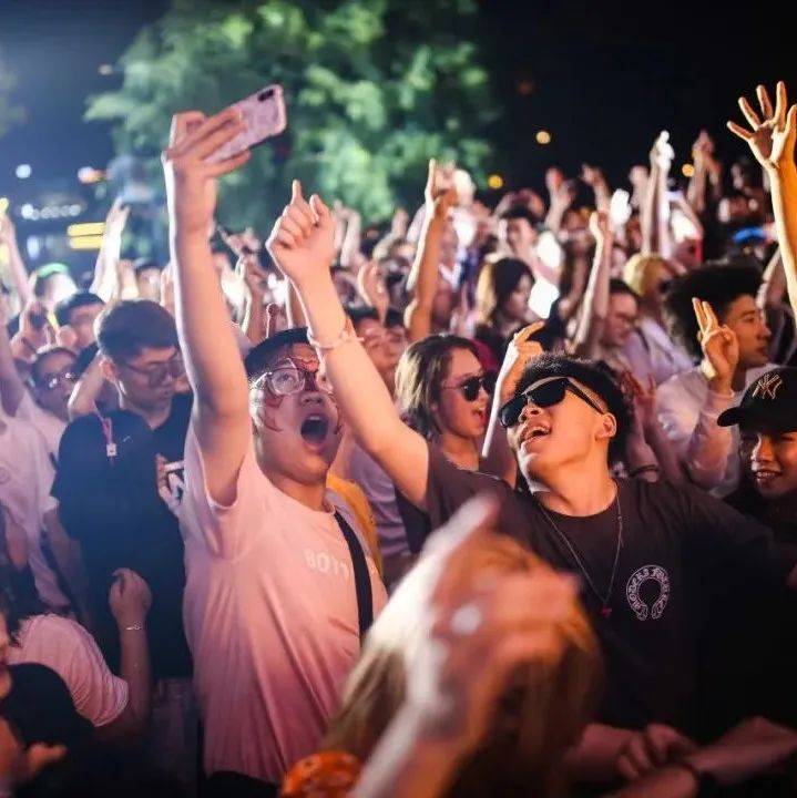 戏水、泡沫、夜场……这才是夏天该有的样子!_Vol_音乐_音节