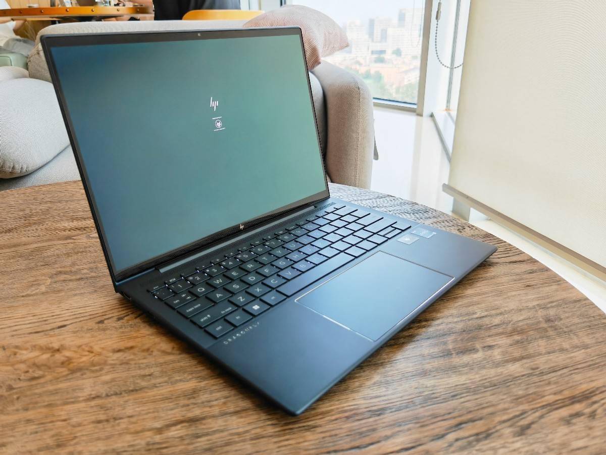 vpro平台智慧新贵,惠普elite蜻5g版笔记本评测_商务_特性_性能