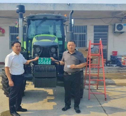 枣庄市薛城区全市首家农机便民服务点挂牌成立