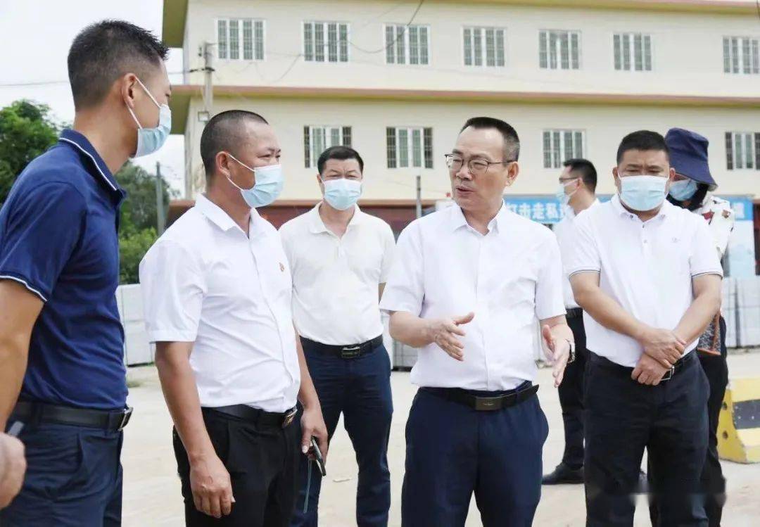 李仕鹏督导防台风工作压紧压实责任全力以赴确保人民群众生命财产安全