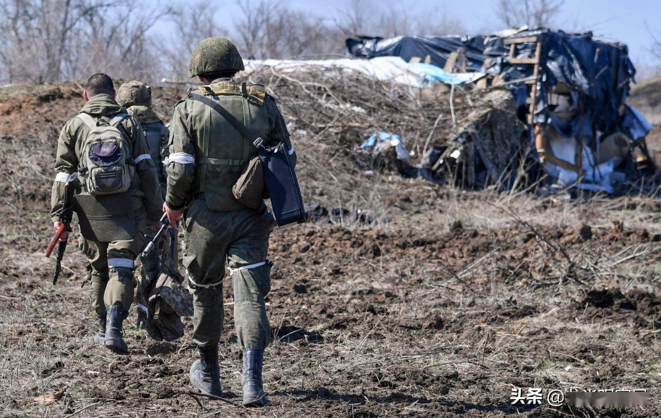 原創俄軍兵分多路圍困利西昌斯克一天殲滅近190名烏軍