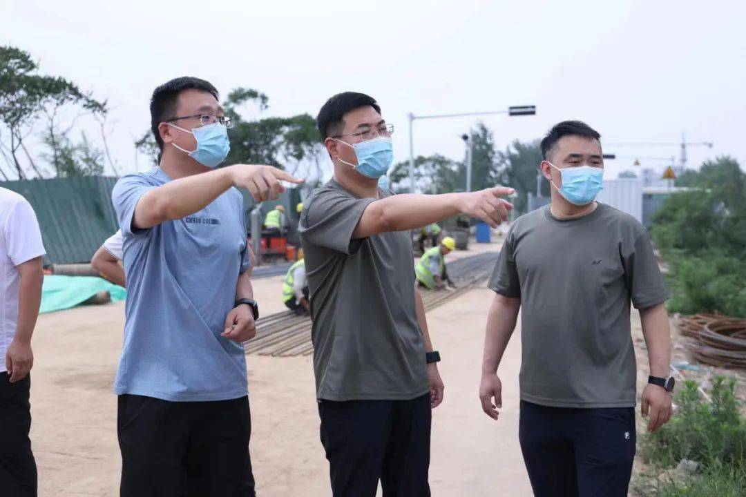 6月30日,南和区委副书记,政府区长张守锋到河郭镇和城乡接合部督导