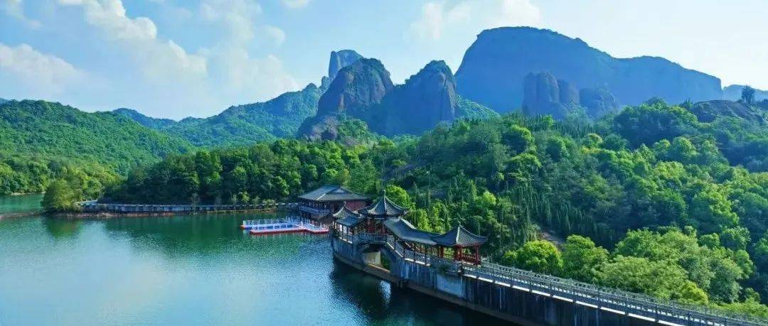 全国行程码摘星，这个夏季来弋阳趣游一夏！_龟峰_景区_天空
