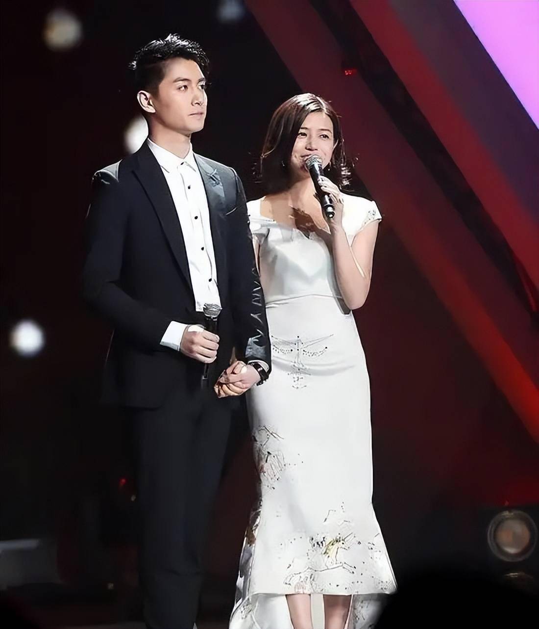 陈晓35岁生日,陈妍希连续9年为他庆生,星球蛋糕很抢眼_老公_网友_祝福