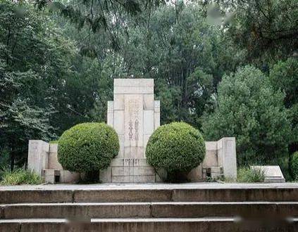 旧事海淀梁启超墓