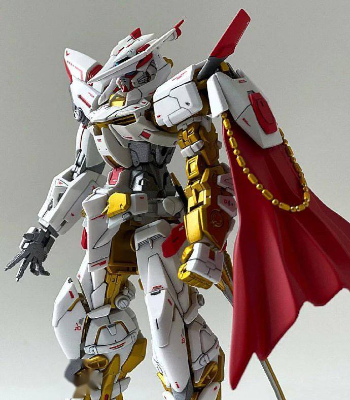 增加披风金色异端天哈娜高达模型