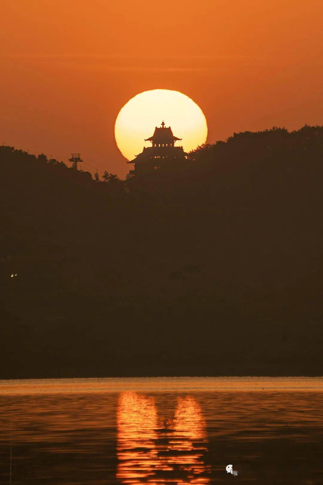 除了落日另一重绝美景象