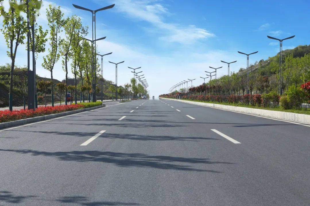 县域纵横陕建十二建行进在幸福安康的大道上安康北环线项目工程建设