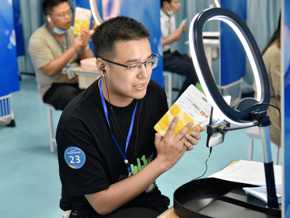 精彩对决展风采2022年义乌市互联网营销师职业技能竞赛圆满结束