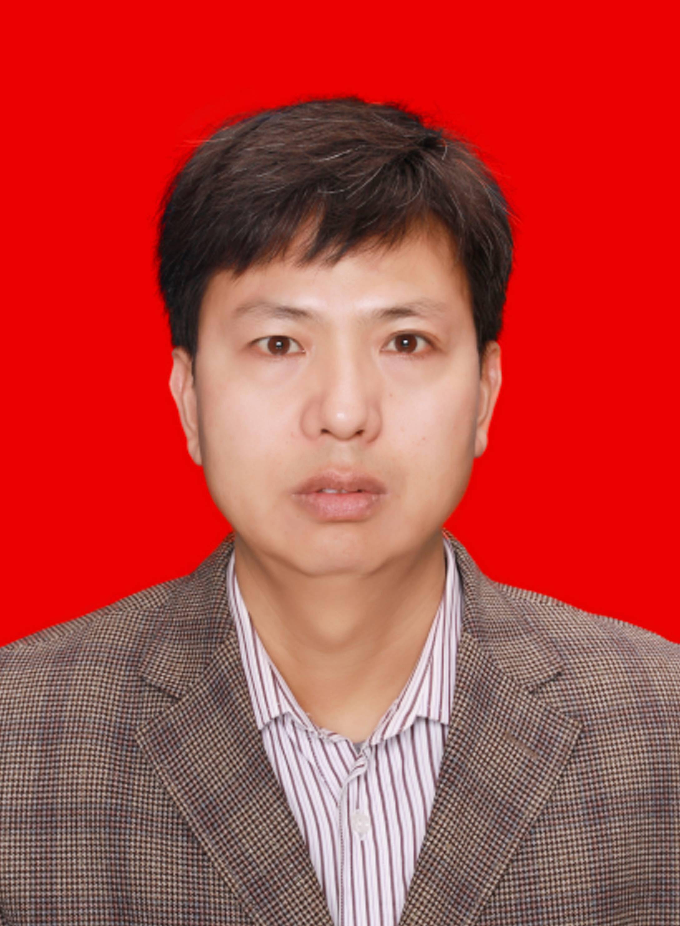 【作者简介】李志忠,出生于七十年代,渭南市信义任李村人,国网陕西