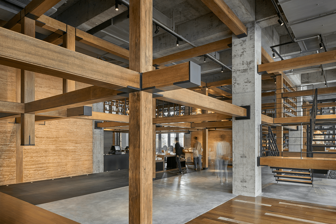 �����ǣ�΢�����У��������ġ����潨��ѧ��