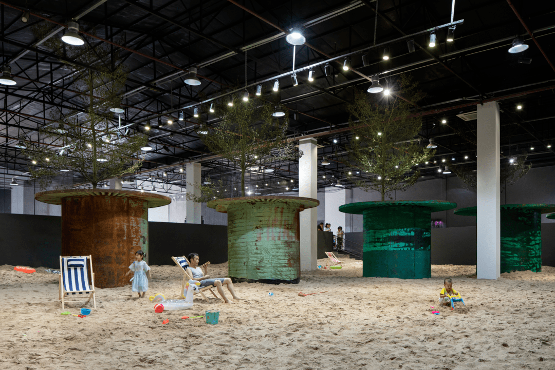 �����ǣ�΢�����У��������ġ����潨��ѧ��