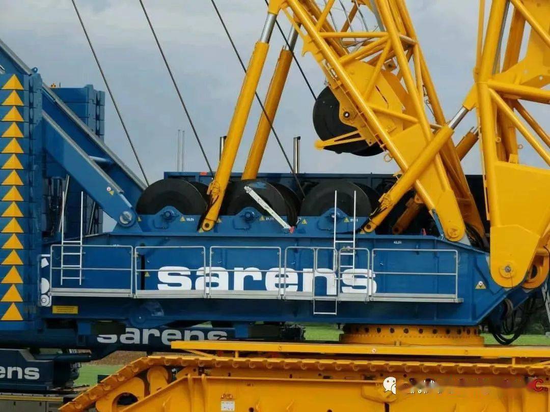 无限工坊履带吊模型之王细化conrad150terexcc8000